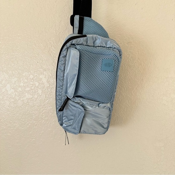 New Free People Courtside Cargo Sling Fanny waist bag - Picture 6 of 12